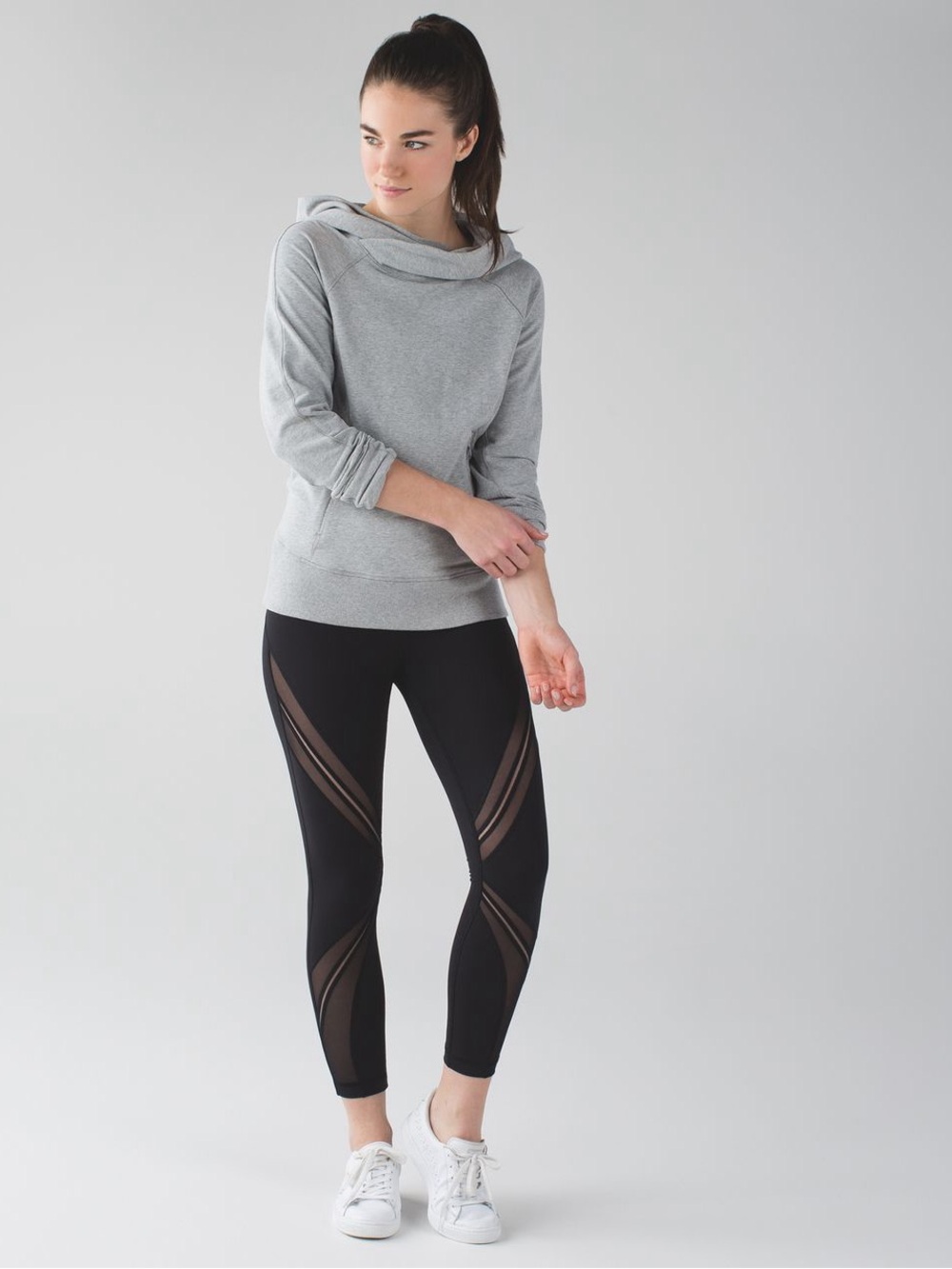 Lululemon High Times Pant Metta Black Size 4 NWT